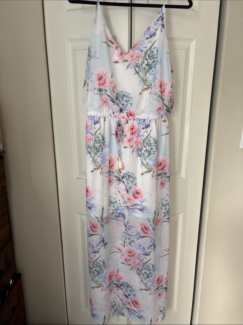 Guess Floral V-Neck Maxi Dress in White, Pink & Light Blue